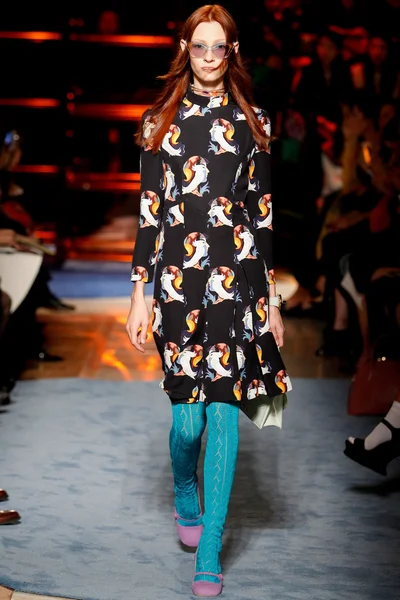 Look 8